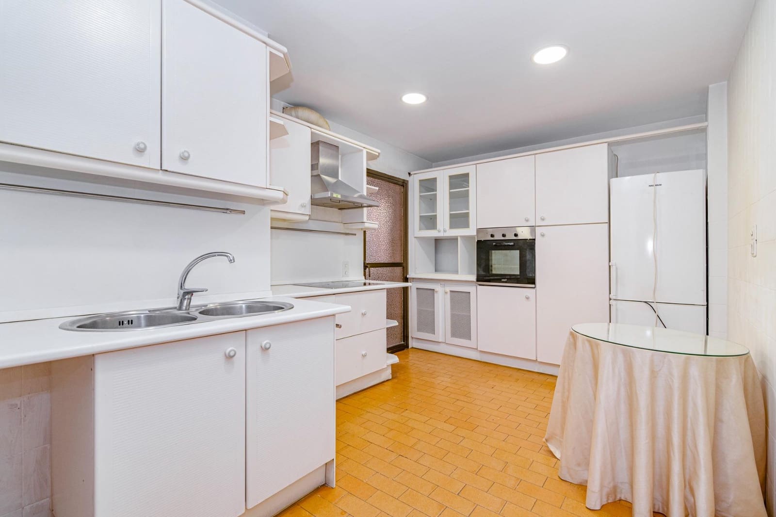 3 sovrum Lägenhet till salu i Granada stad med garage - 495 000 € (Ref: 10014069)