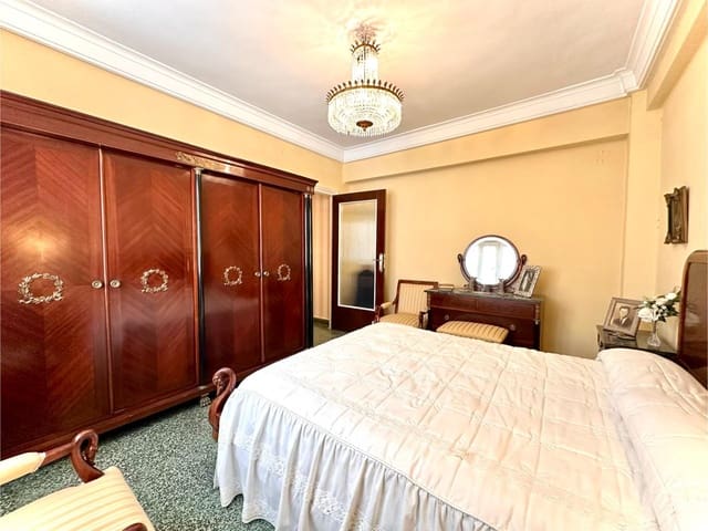 5 sypialnia Mieszkanie na sprzedaż w Miasto Grenada - 440 000 € (Ref: 10014071)
