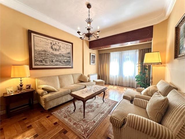 5 sypialnia Mieszkanie na sprzedaż w Miasto Grenada - 440 000 € (Ref: 10014071)