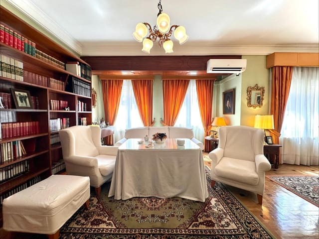 5 sypialnia Mieszkanie na sprzedaż w Miasto Grenada - 440 000 € (Ref: 10014071)