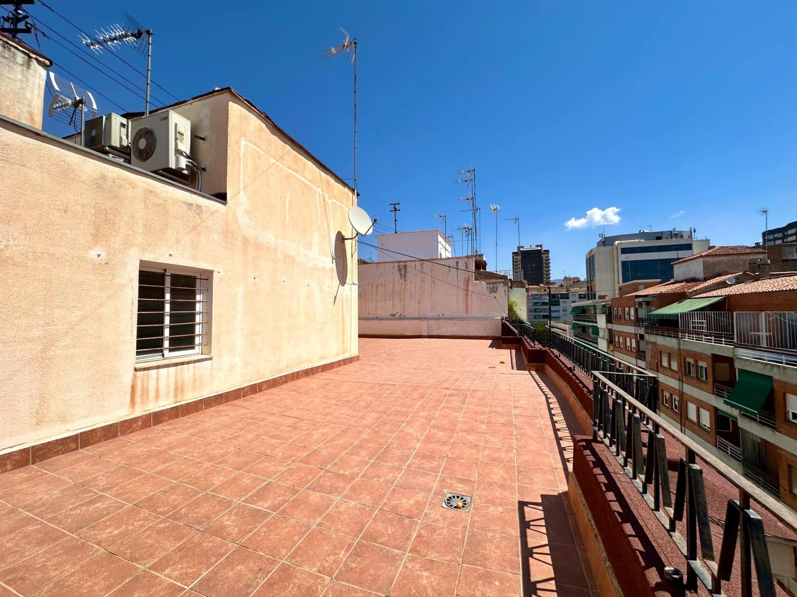5 sypialnia Mieszkanie na sprzedaż w Miasto Grenada - 440 000 € (Ref: 10014071)