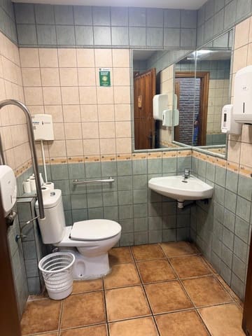 Firma/Unternehmen zu vermieten in Granada Stadt - 900 € (Ref: 10014073)
