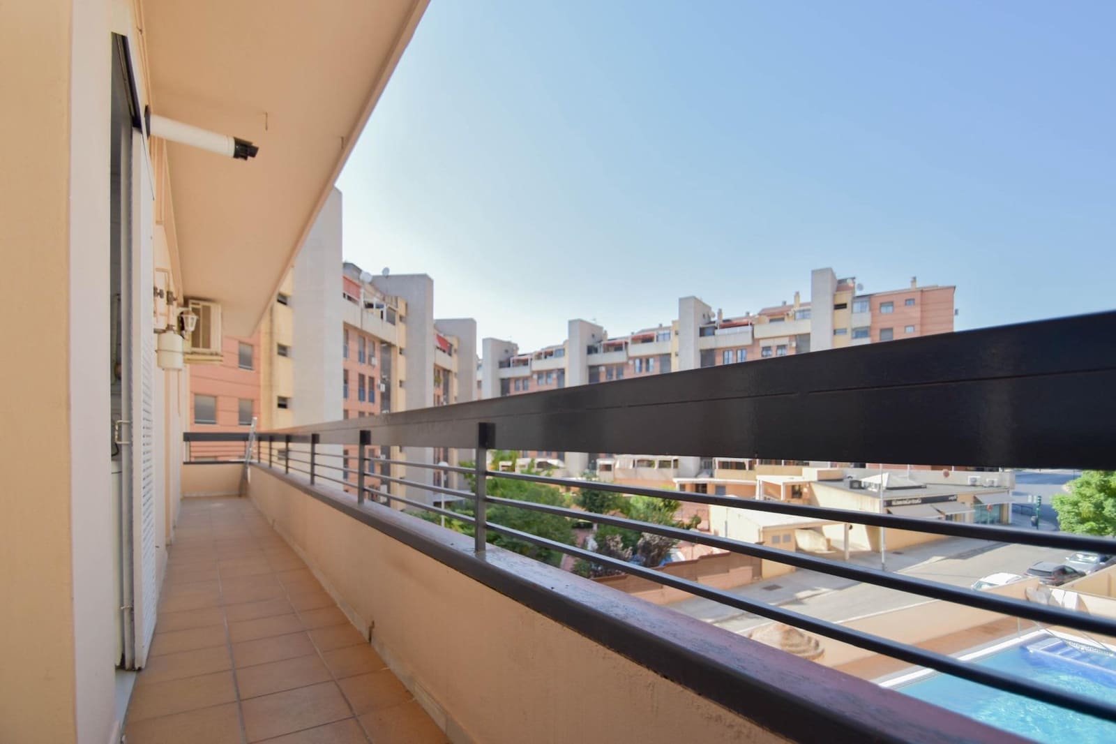 3 slaapkamer Flat te koop in Granada stad met zwembad - € 295.000 (Ref: 10014074)