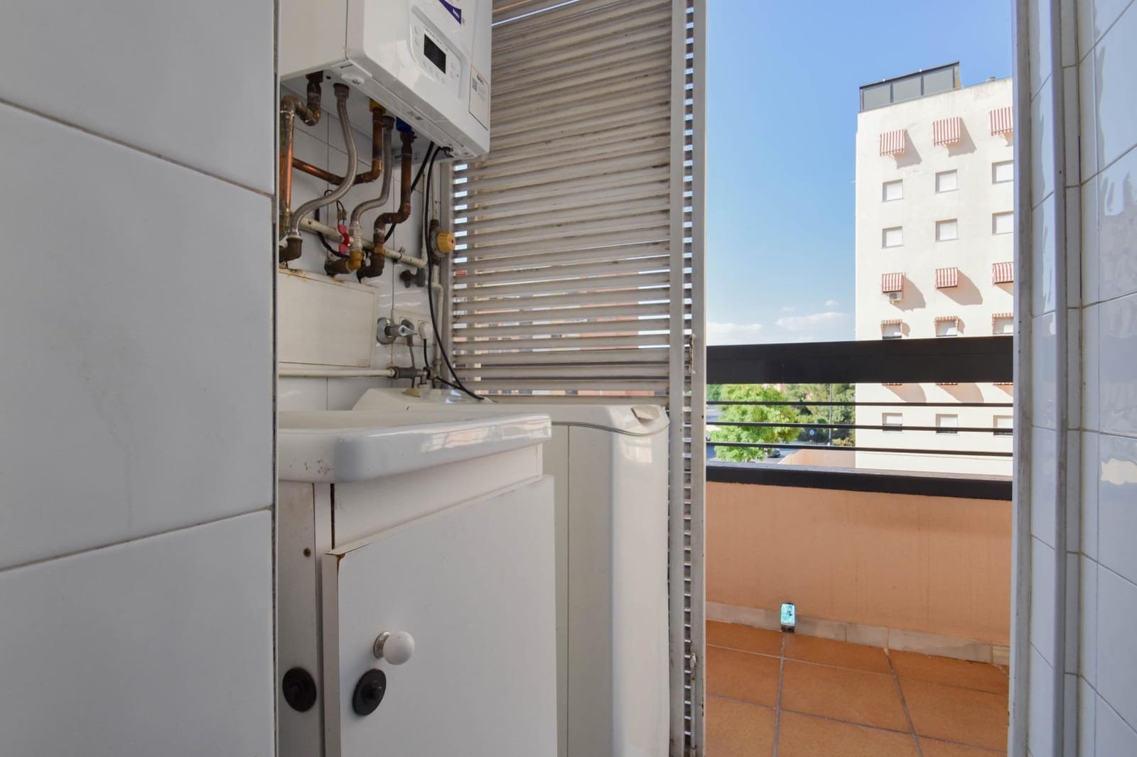 3 slaapkamer Flat te koop in Granada stad met zwembad - € 295.000 (Ref: 10014074)