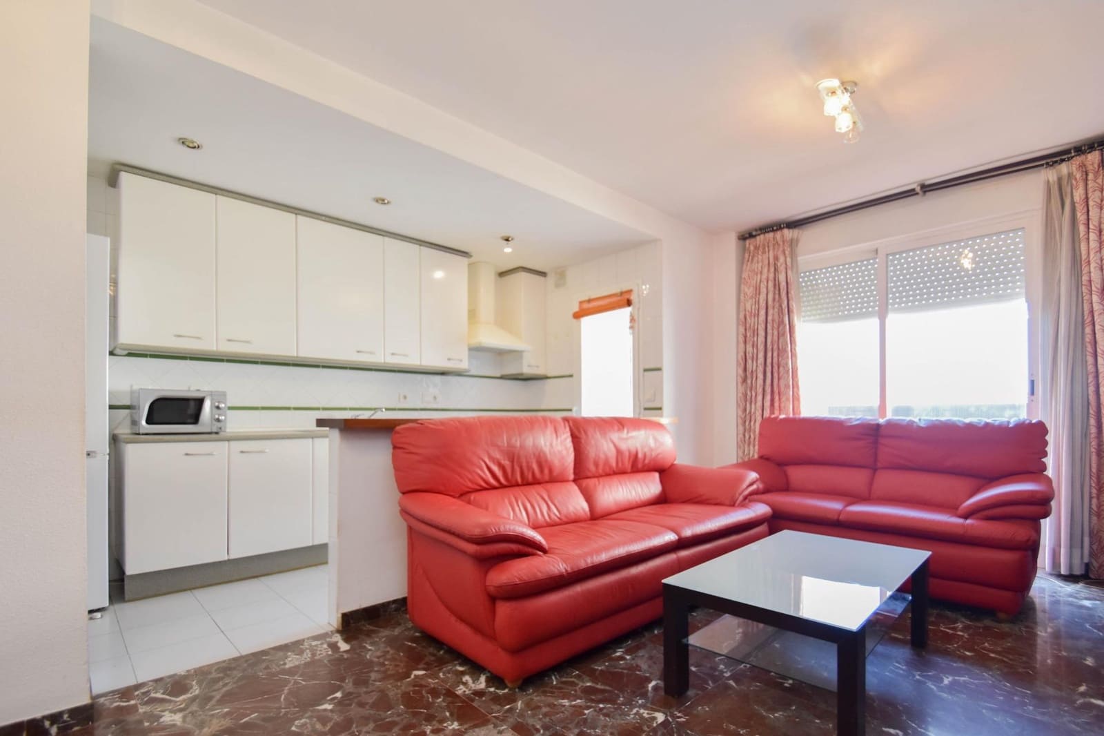 3 slaapkamer Flat te koop in Granada stad met zwembad - € 295.000 (Ref: 10014074)