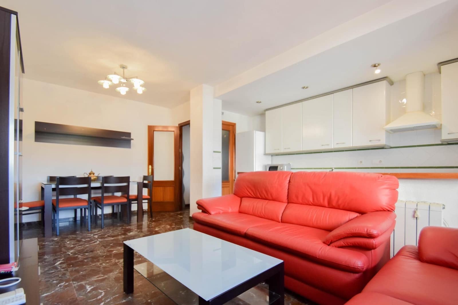 3 slaapkamer Flat te koop in Granada stad met zwembad - € 295.000 (Ref: 10014074)