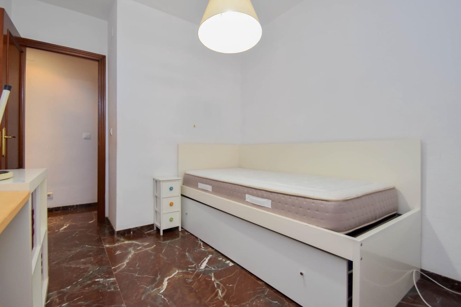 3 slaapkamer Flat te koop in Granada stad met zwembad - € 295.000 (Ref: 10014074)