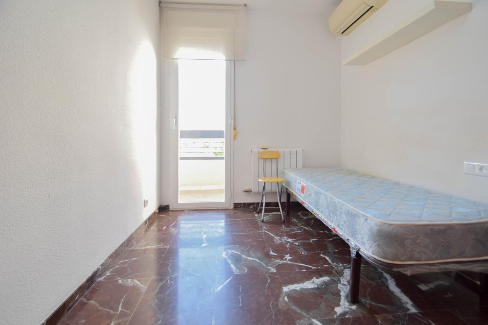 3 slaapkamer Flat te koop in Granada stad met zwembad - € 295.000 (Ref: 10014074)