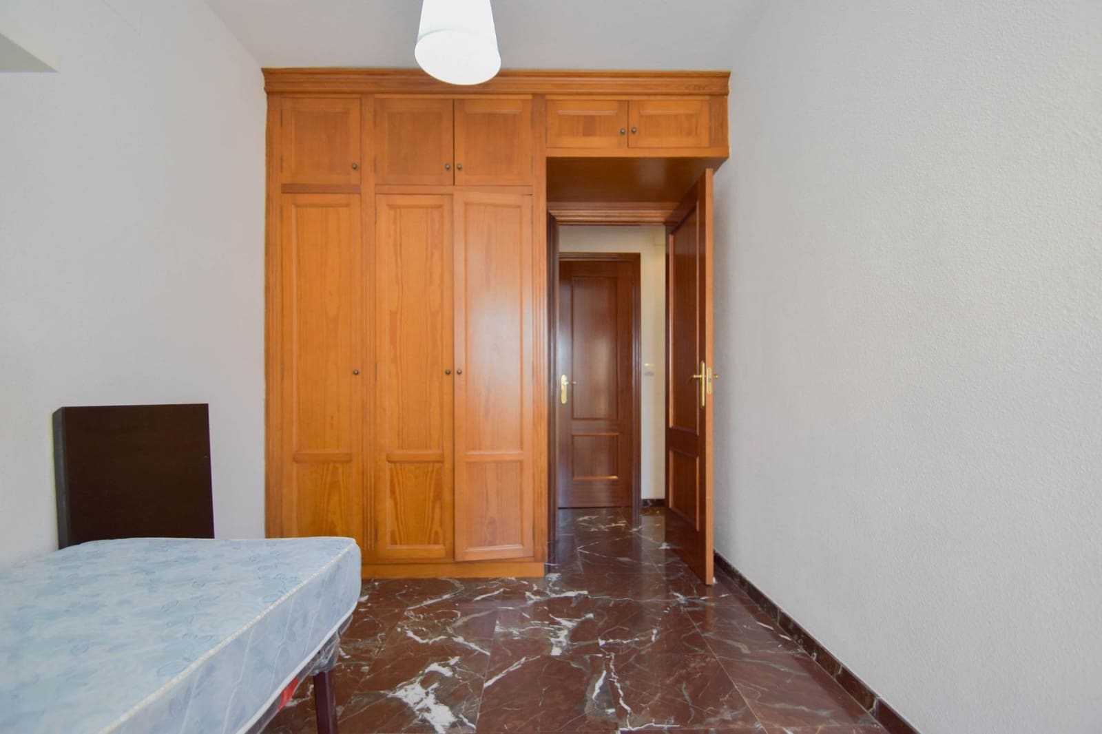 3 slaapkamer Flat te koop in Granada stad met zwembad - € 295.000 (Ref: 10014074)