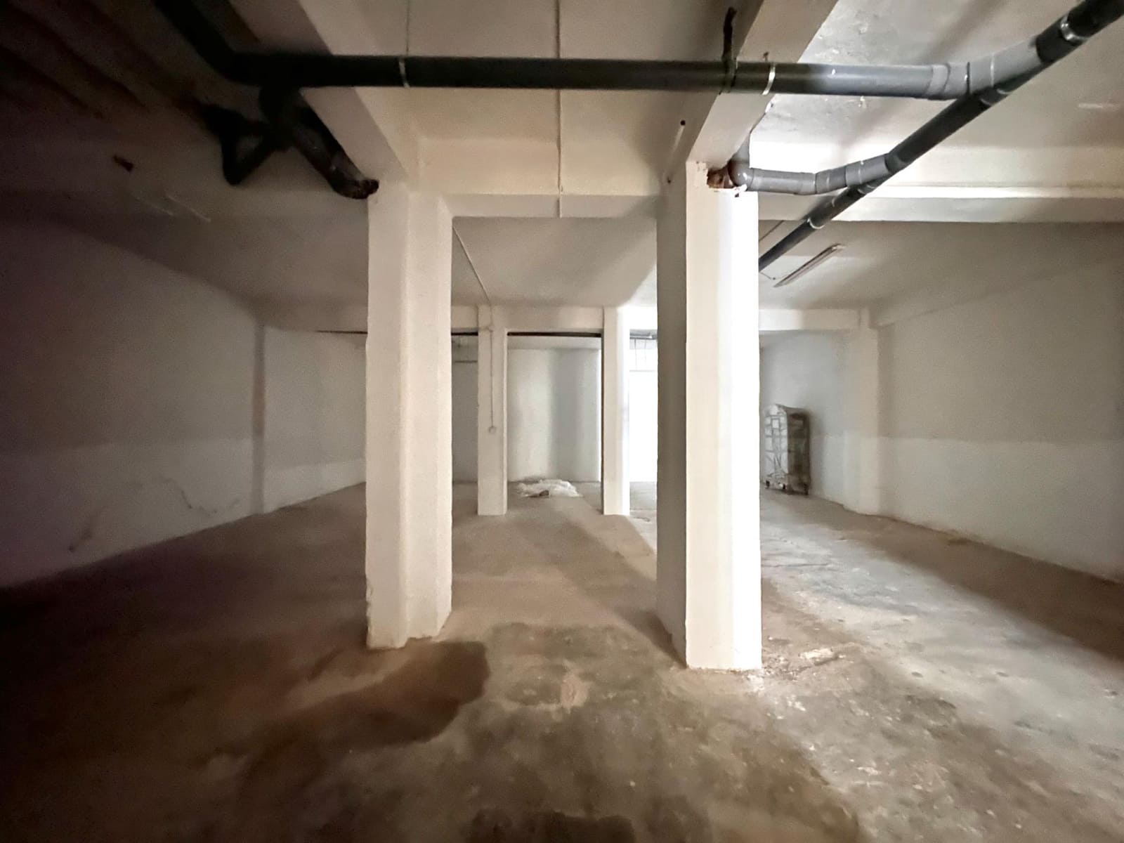 Commercial for sale in Granada city - € 150,000 (Ref: 10014076)