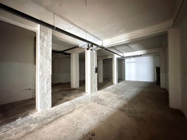 Commercial for sale in Granada city - € 150,000 (Ref: 10014076)