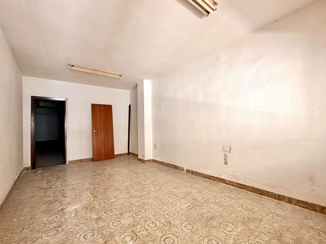 Commercial for sale in Granada city - € 150,000 (Ref: 10014076)