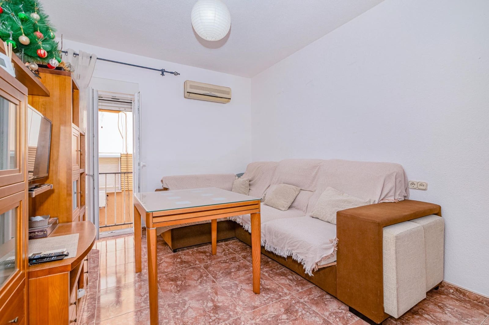 4 bedroom Flat for sale in Granada city - € 300,000 (Ref: 10014077)