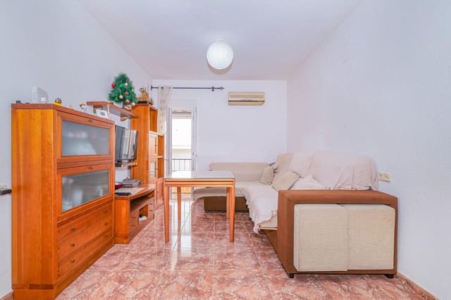 4 bedroom Flat for sale in Granada city - € 300,000 (Ref: 10014077)