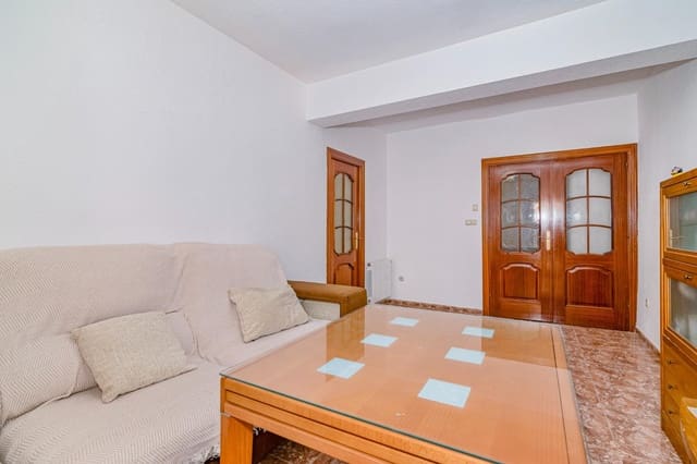 4 bedroom Flat for sale in Granada city - € 300,000 (Ref: 10014077)