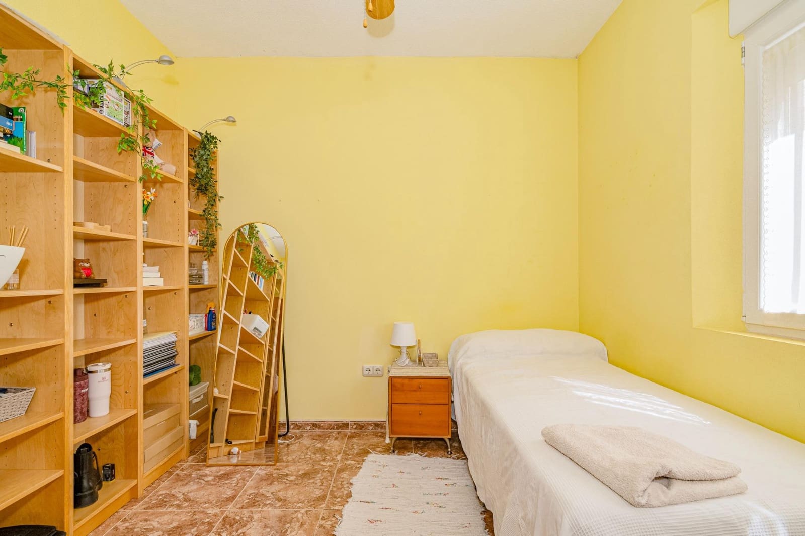 4 bedroom Flat for sale in Granada city - € 300,000 (Ref: 10014077)