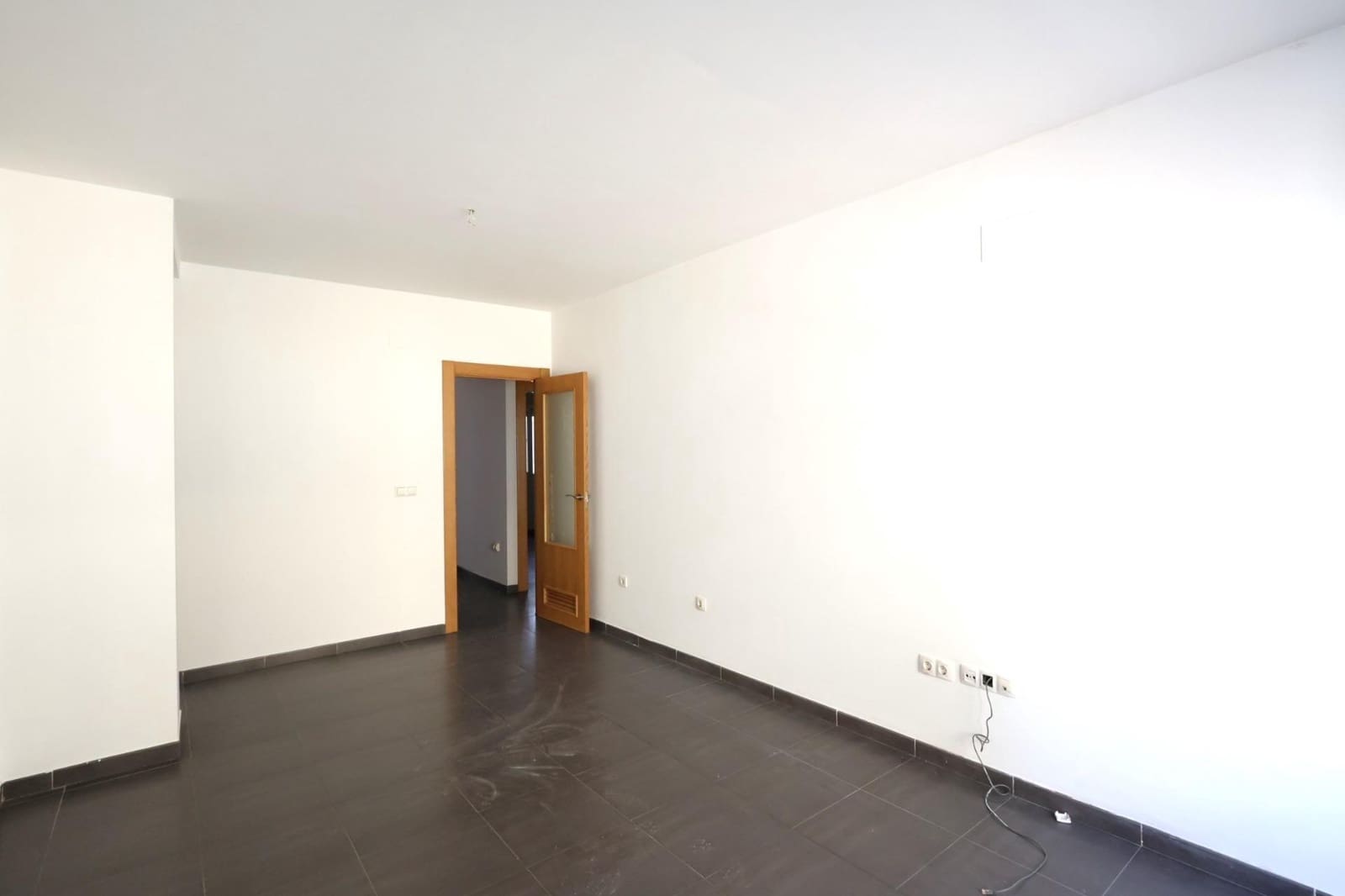 2 slaapkamer Flat te koop in Cullar Vega met garage - € 148.000 (Ref: 10014078)