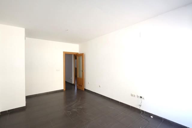 2 quarto Apartamento para venda em Cúllar Vega com garagem - 148 000 € (Ref: 10014078)