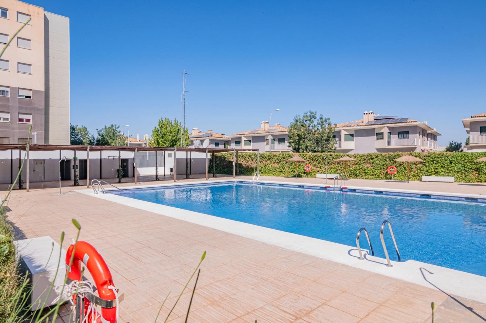 3 sovrum Lägenhet till salu i Alhendin med pool garage - 240 000 € (Ref: 10014079)