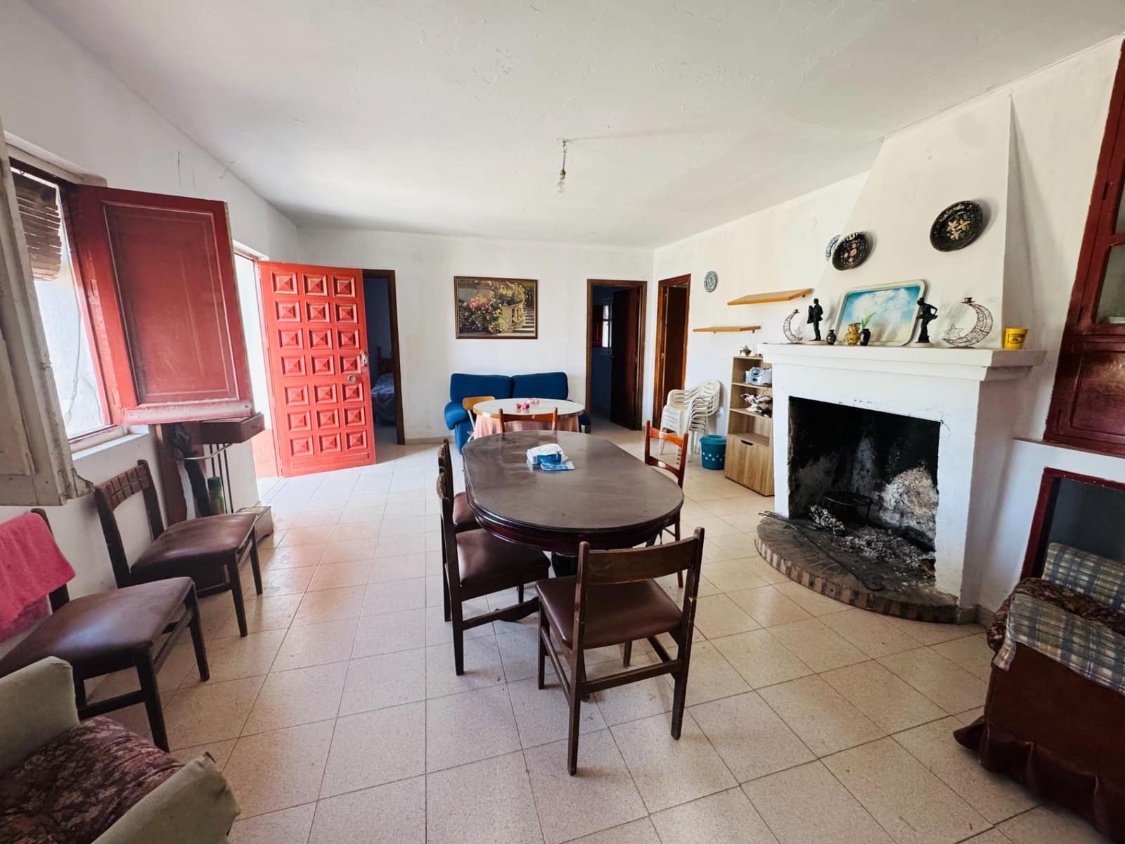 Ubebygd land til salgs i Granada by - € 196 000 (Ref: 10014080)