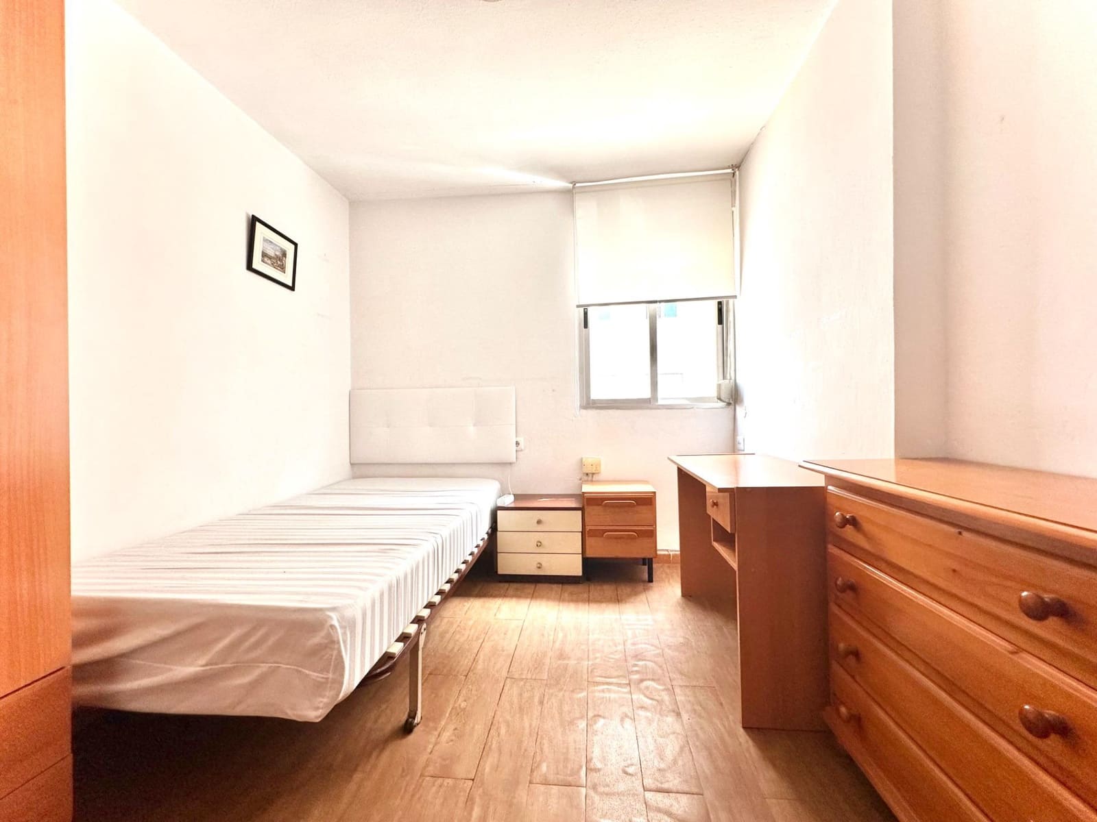 3 bedroom Flat for sale in Granada city - € 198,500 (Ref: 10014081)