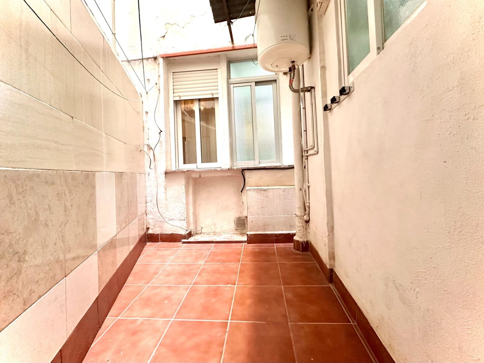 3 bedroom Flat for sale in Granada city - € 198,500 (Ref: 10014081)