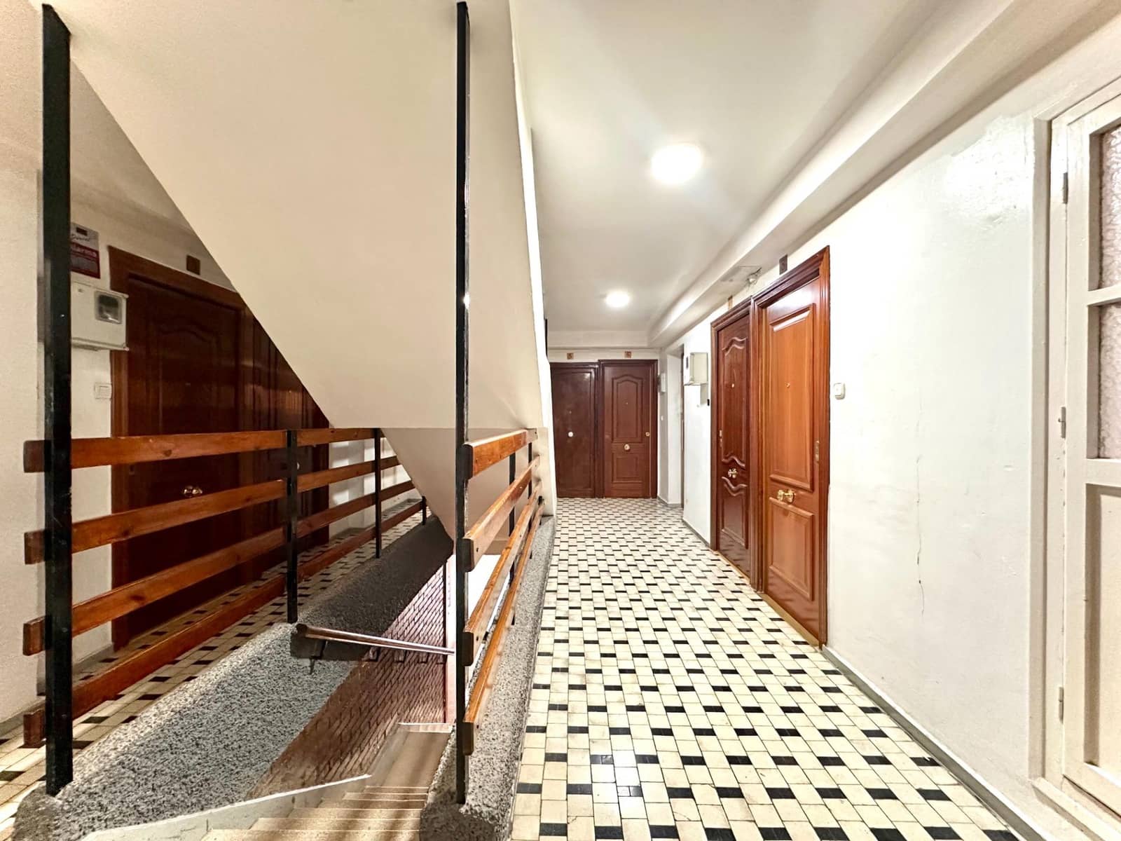 3 bedroom Flat for sale in Granada city - € 198,500 (Ref: 10014081)