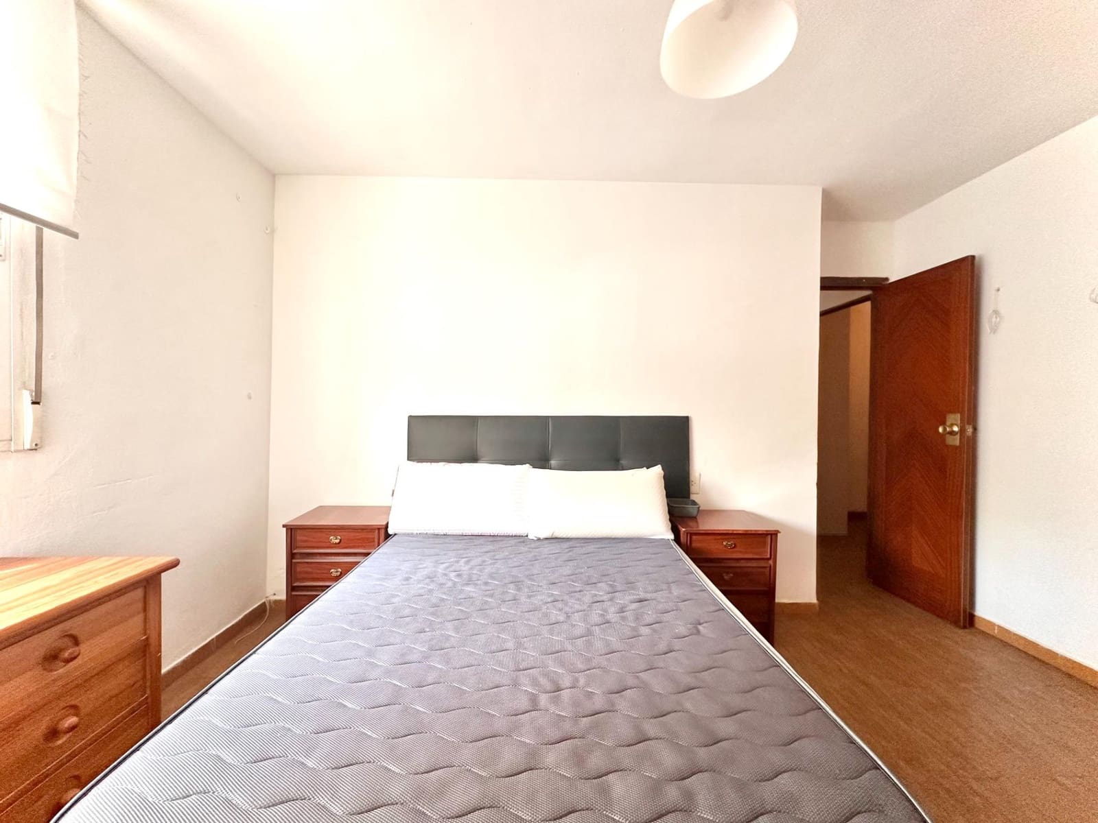 3 bedroom Flat for sale in Granada city - € 198,500 (Ref: 10014081)