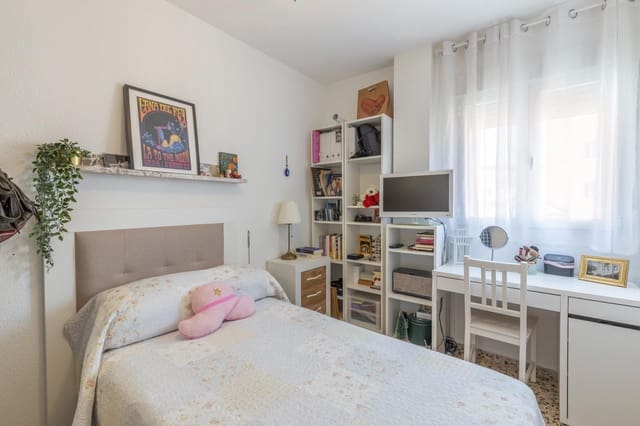 3 sovrum Lägenhet till salu i Granada stad - 169 900 € (Ref: 10014083)