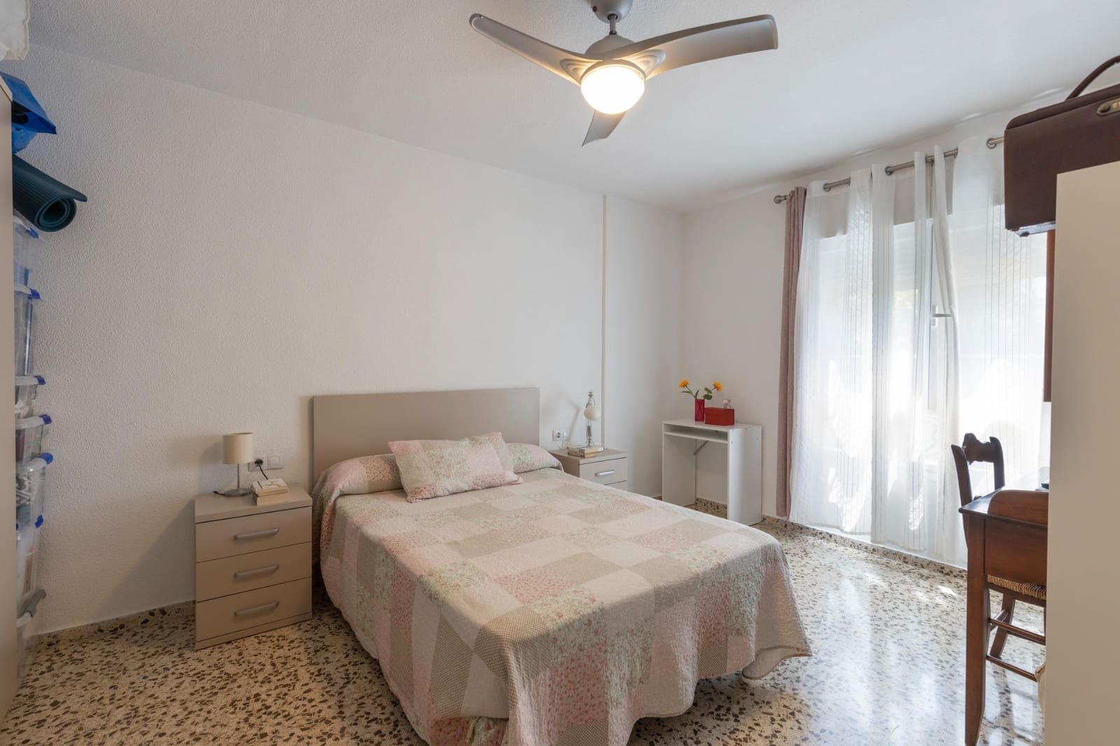 3 sovrum Lägenhet till salu i Granada stad - 169 900 € (Ref: 10014083)