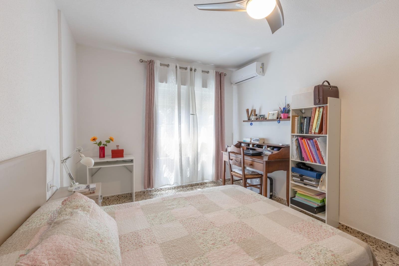 3 sovrum Lägenhet till salu i Granada stad - 169 900 € (Ref: 10014083)