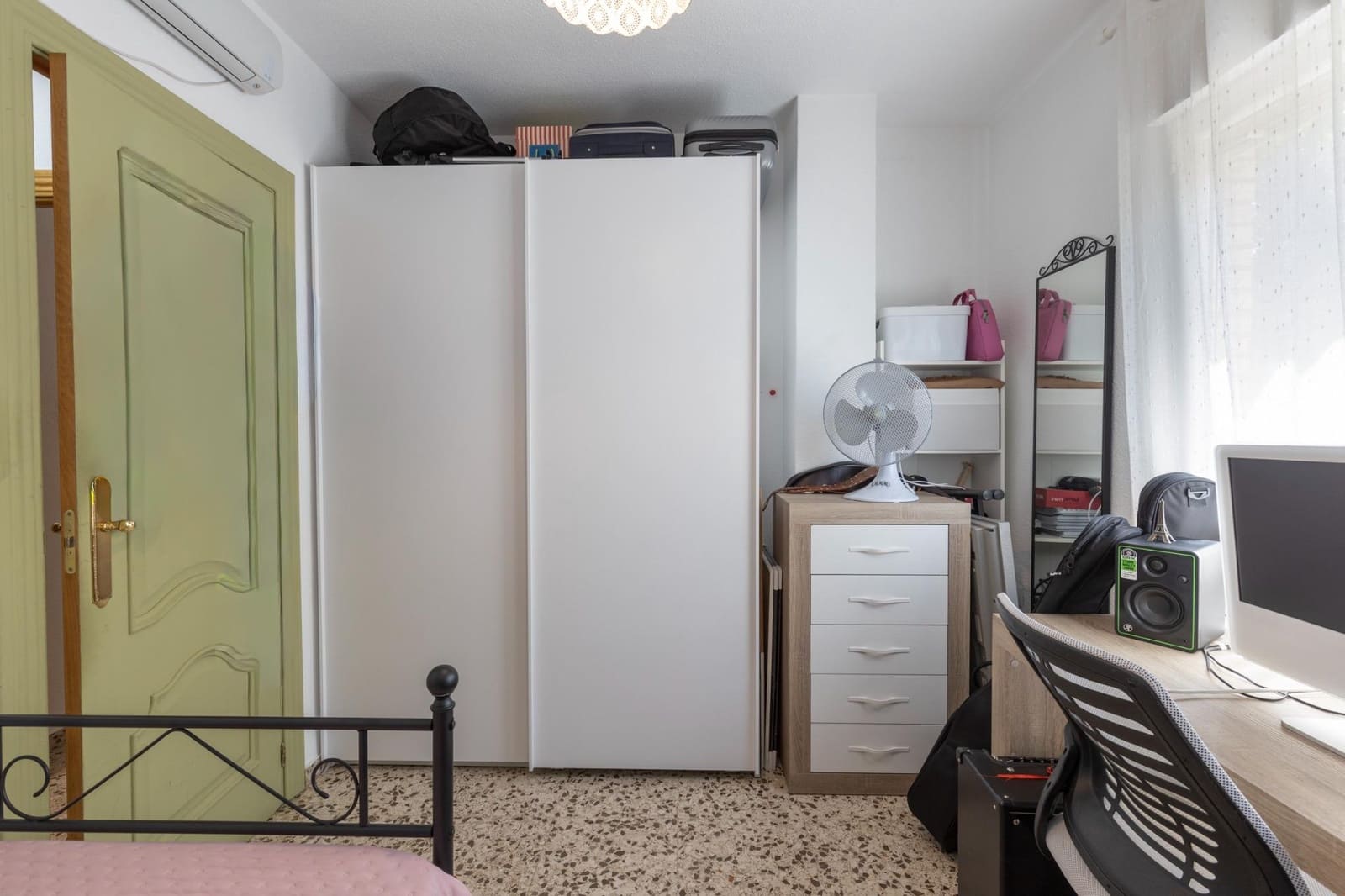 3 sovrum Lägenhet till salu i Granada stad - 169 900 € (Ref: 10014083)