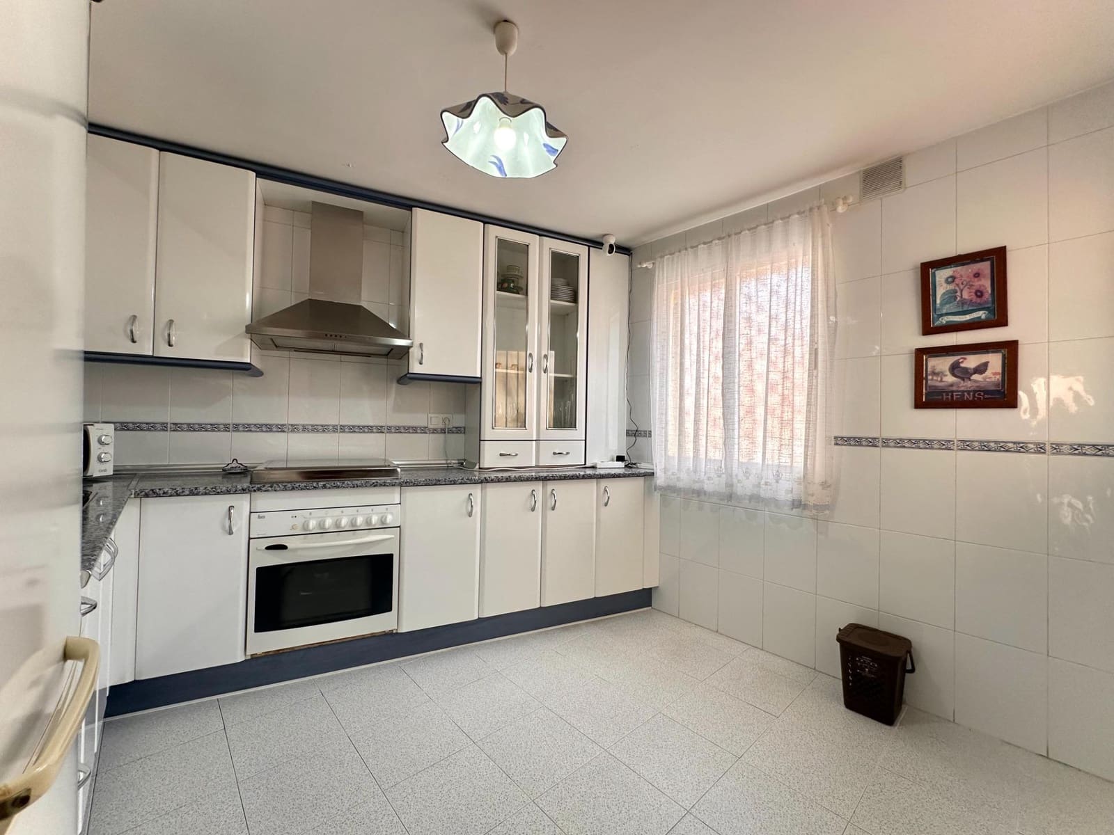 4 quarto Moradia em Banda para venda em Huetor Vega com garagem - 257 000 € (Ref: 10014084)
