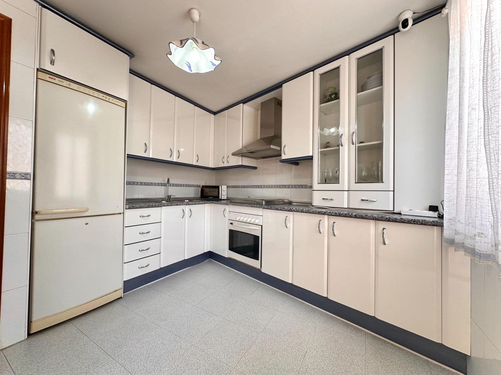 4 quarto Moradia em Banda para venda em Huetor Vega com garagem - 257 000 € (Ref: 10014084)