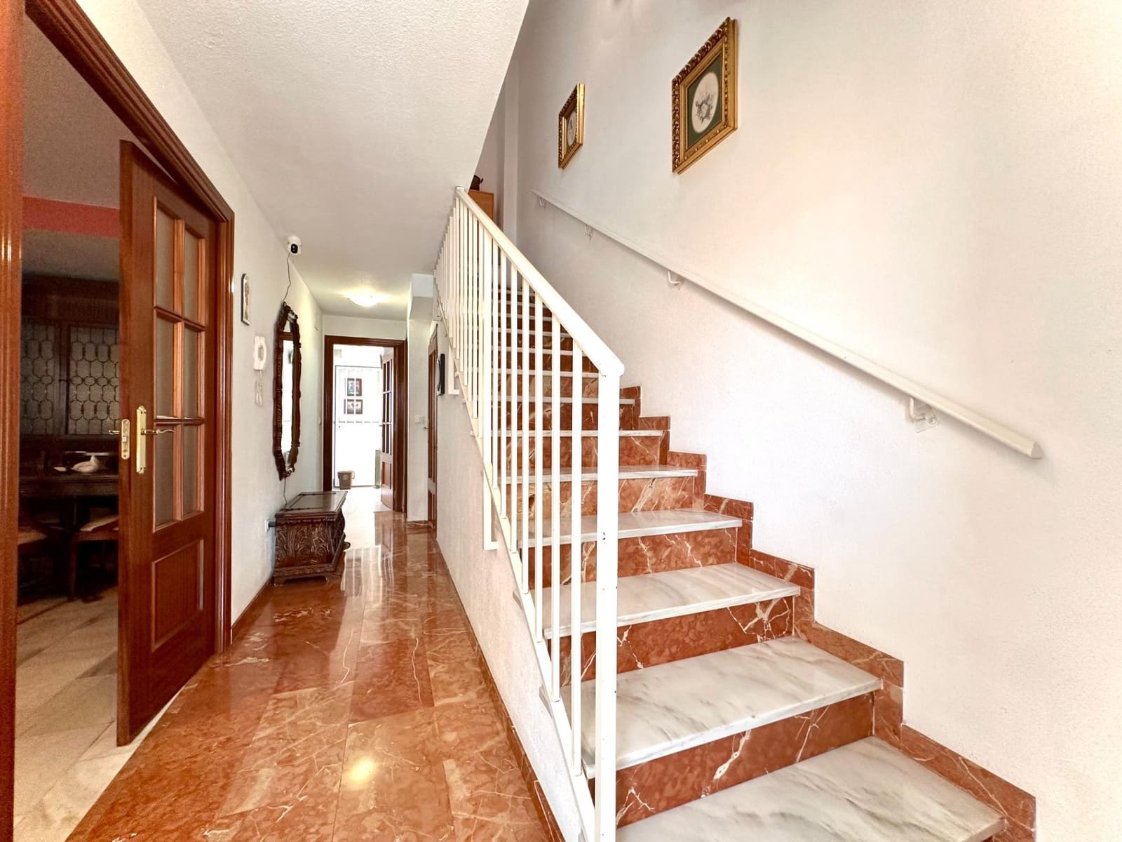 4 quarto Moradia em Banda para venda em Huetor Vega com garagem - 257 000 € (Ref: 10014084)