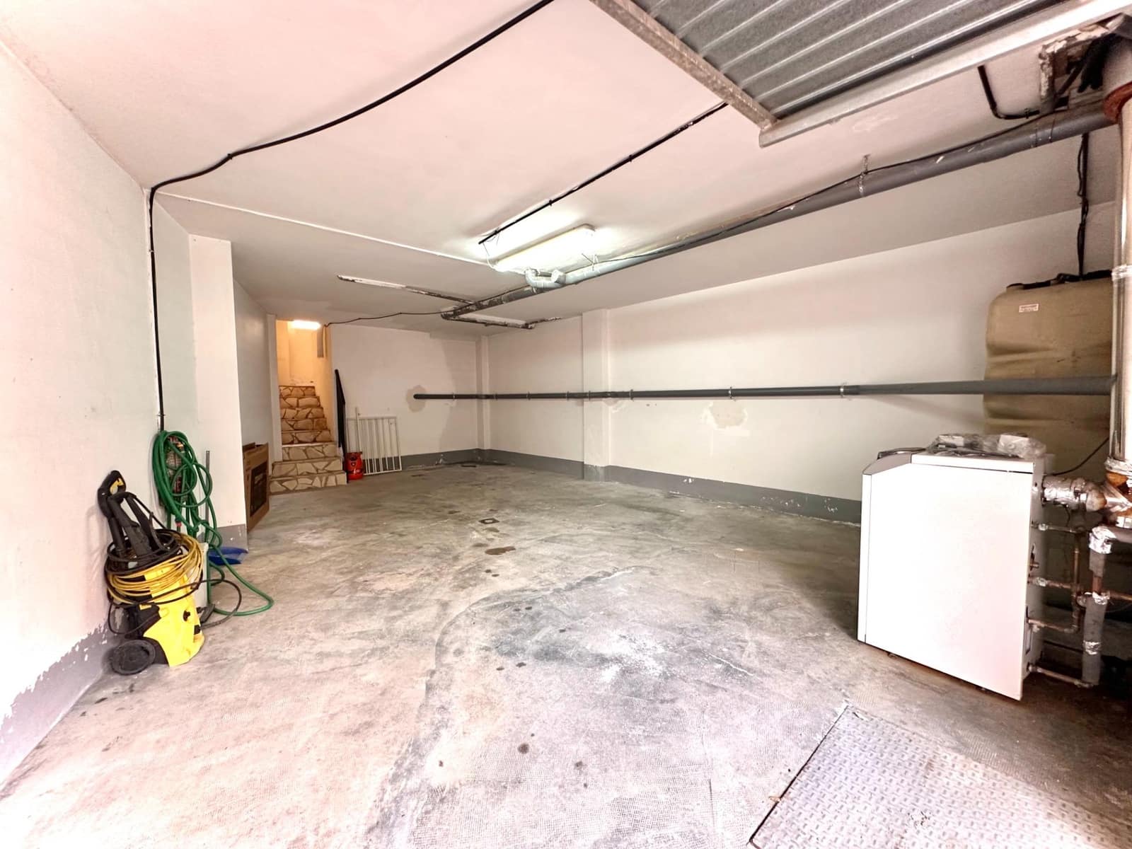 4 quarto Moradia em Banda para venda em Huetor Vega com garagem - 257 000 € (Ref: 10014084)