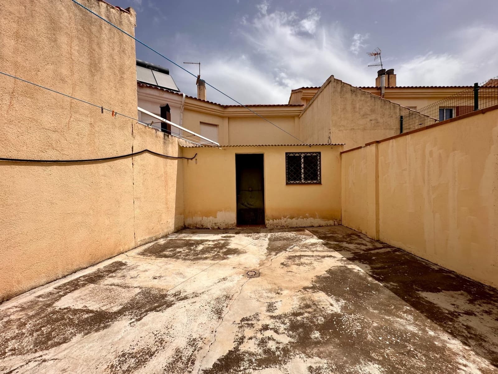 4 quarto Moradia em Banda para venda em Huetor Vega com garagem - 257 000 € (Ref: 10014084)