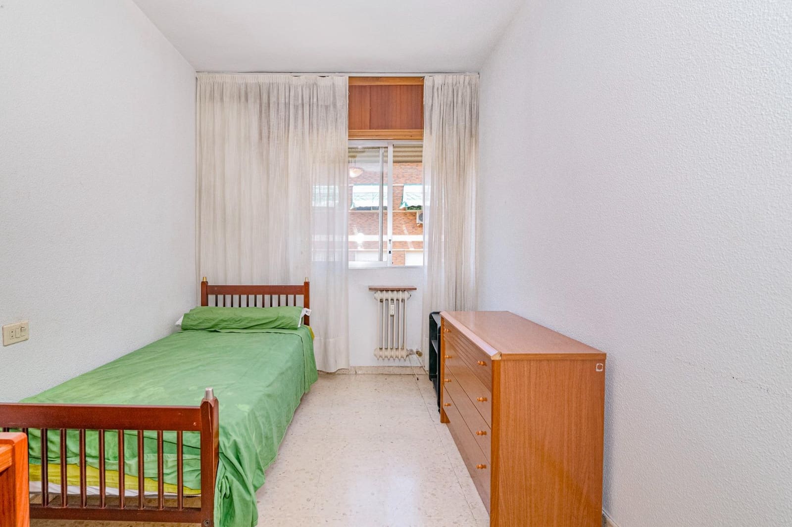 3 chambre Appartement à vendre à Grenade ville avec garage - 239 000 € (Ref: 10014087)