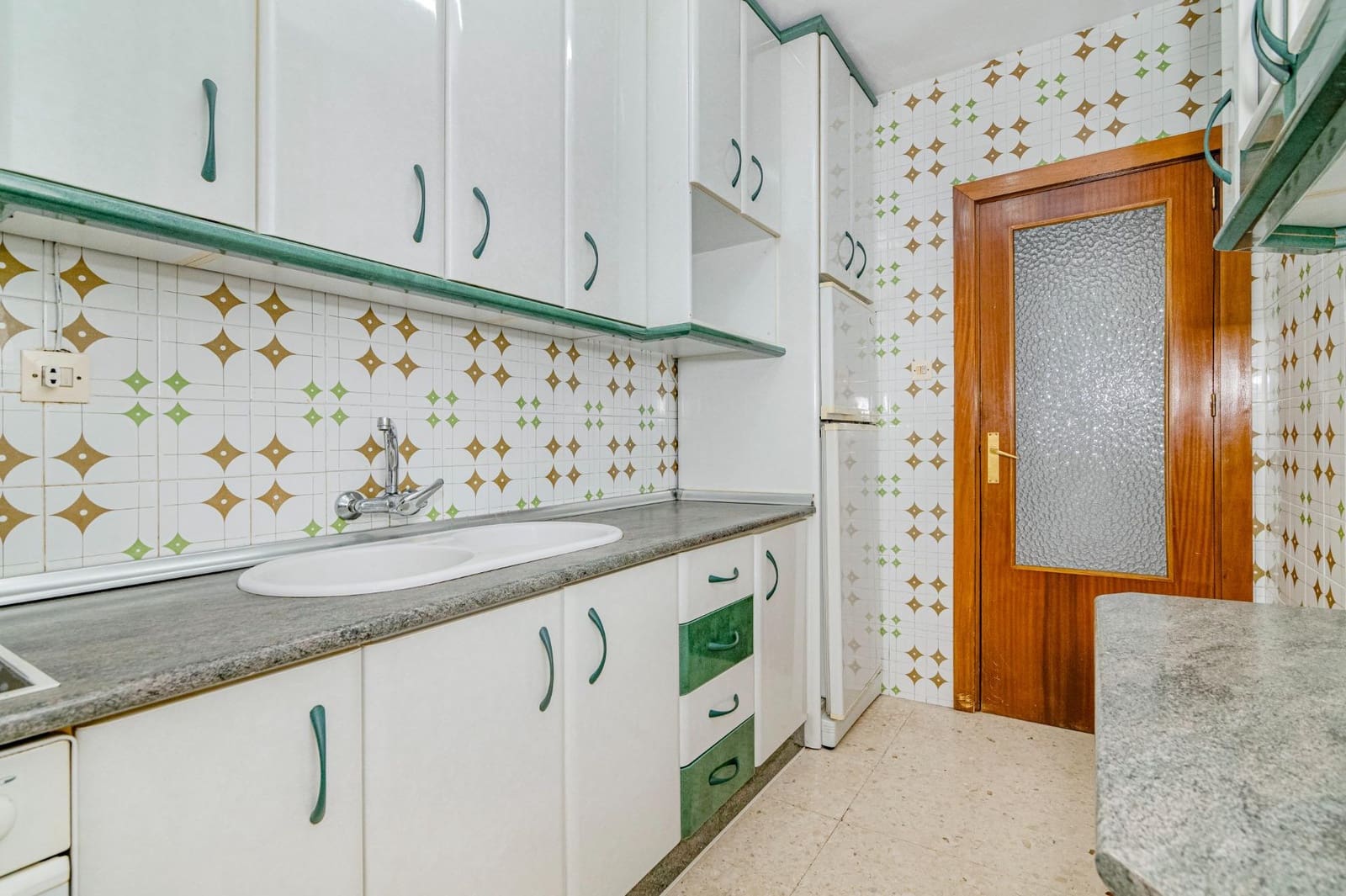 3 chambre Appartement à vendre à Grenade ville avec garage - 239 000 € (Ref: 10014087)