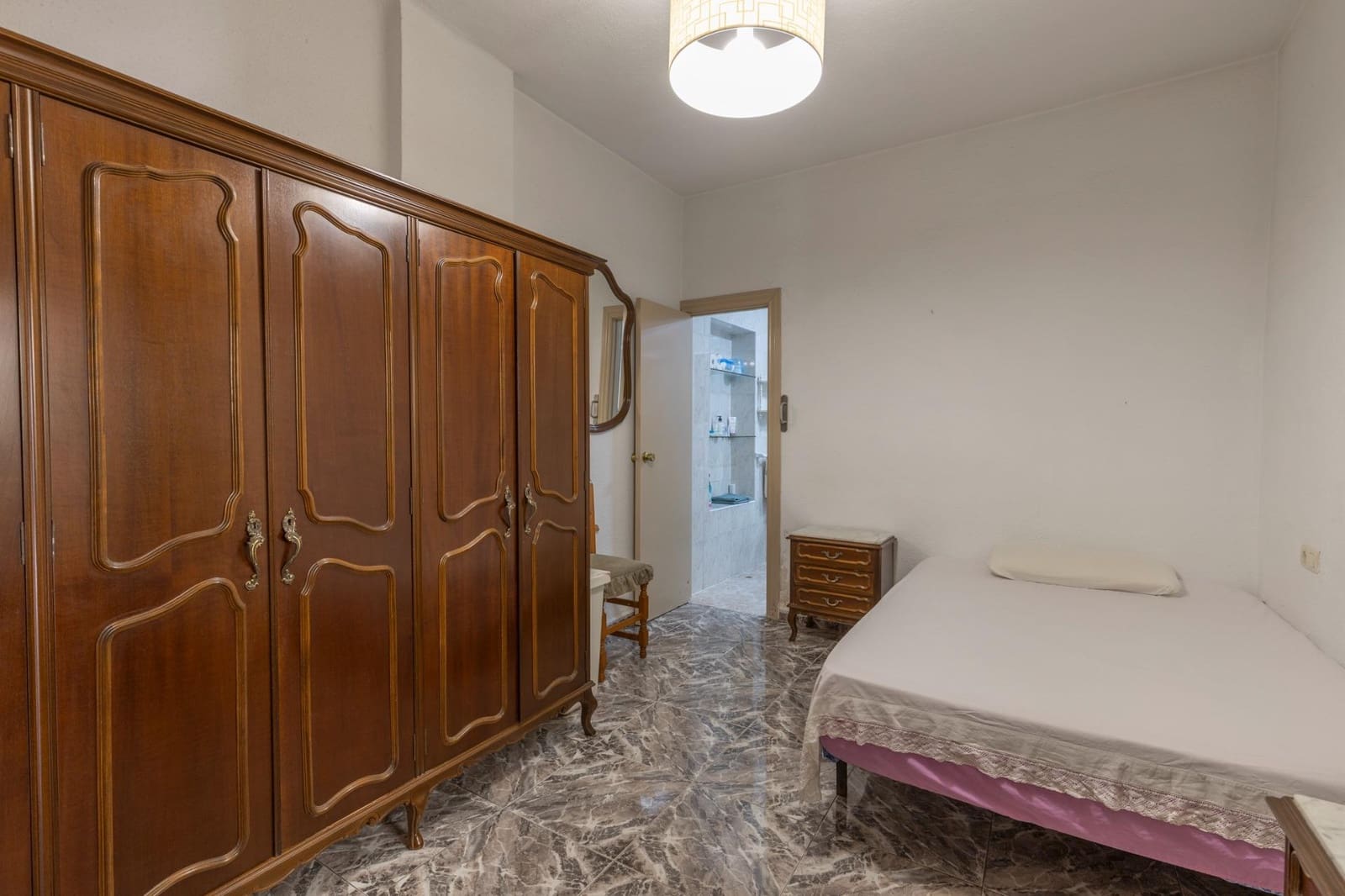 6 sypialnia Dom na sprzedaż w Otura z garażem - 259 900 € (Ref: 10014088)