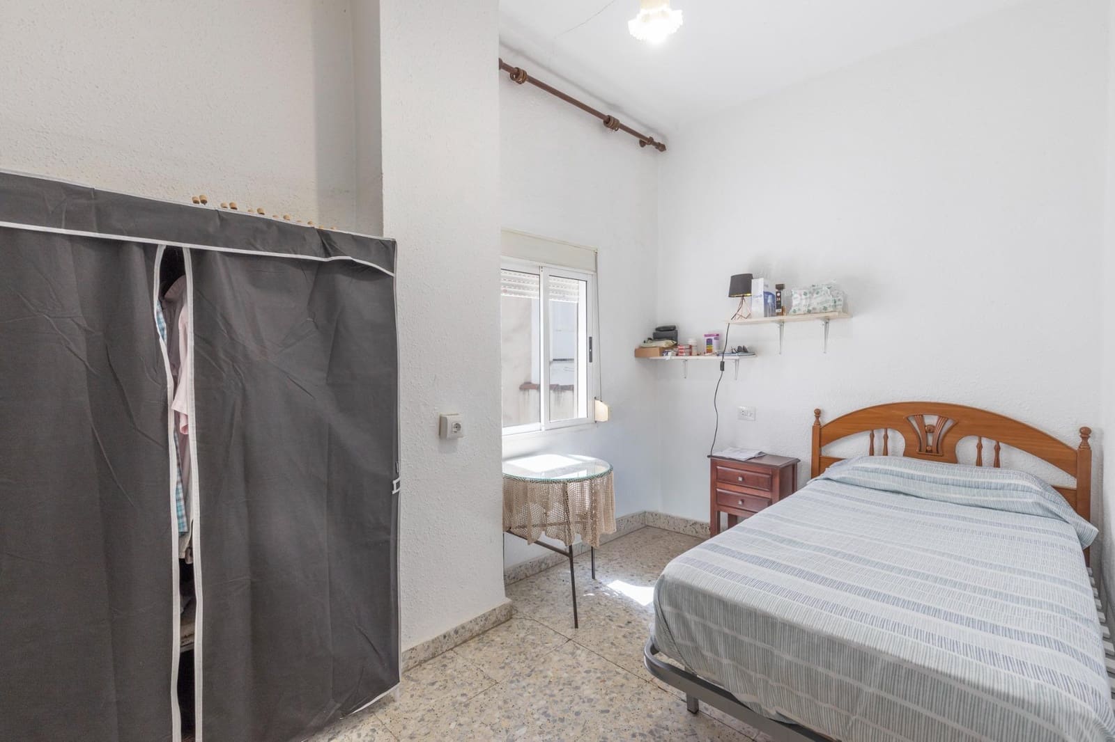 6 sypialnia Dom na sprzedaż w Otura z garażem - 259 900 € (Ref: 10014088)