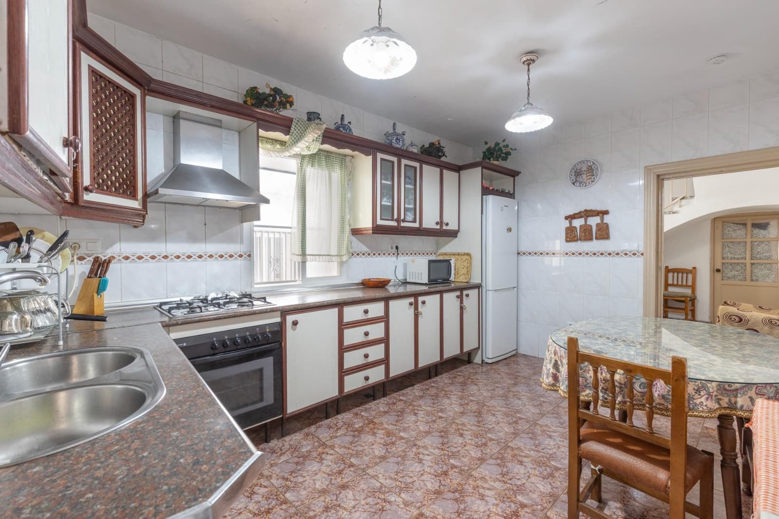 6 sypialnia Dom na sprzedaż w Otura z garażem - 259 900 € (Ref: 10014088)