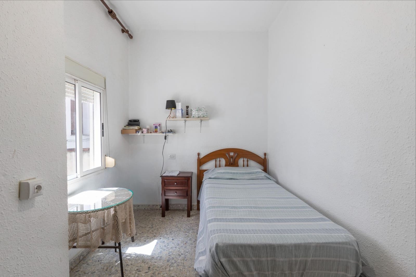6 sypialnia Dom na sprzedaż w Otura z garażem - 259 900 € (Ref: 10014088)