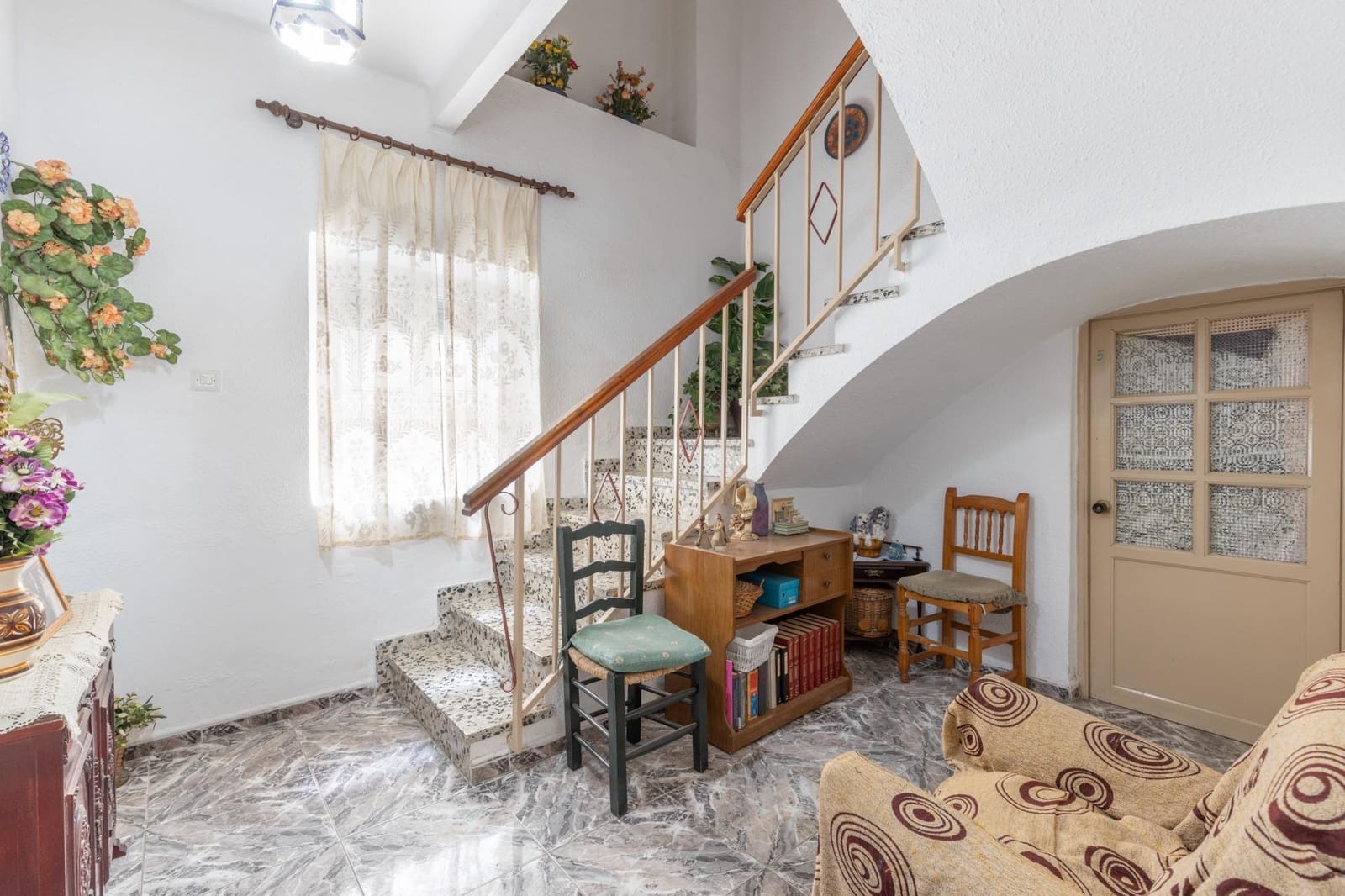 6 sypialnia Dom na sprzedaż w Otura z garażem - 259 900 € (Ref: 10014088)