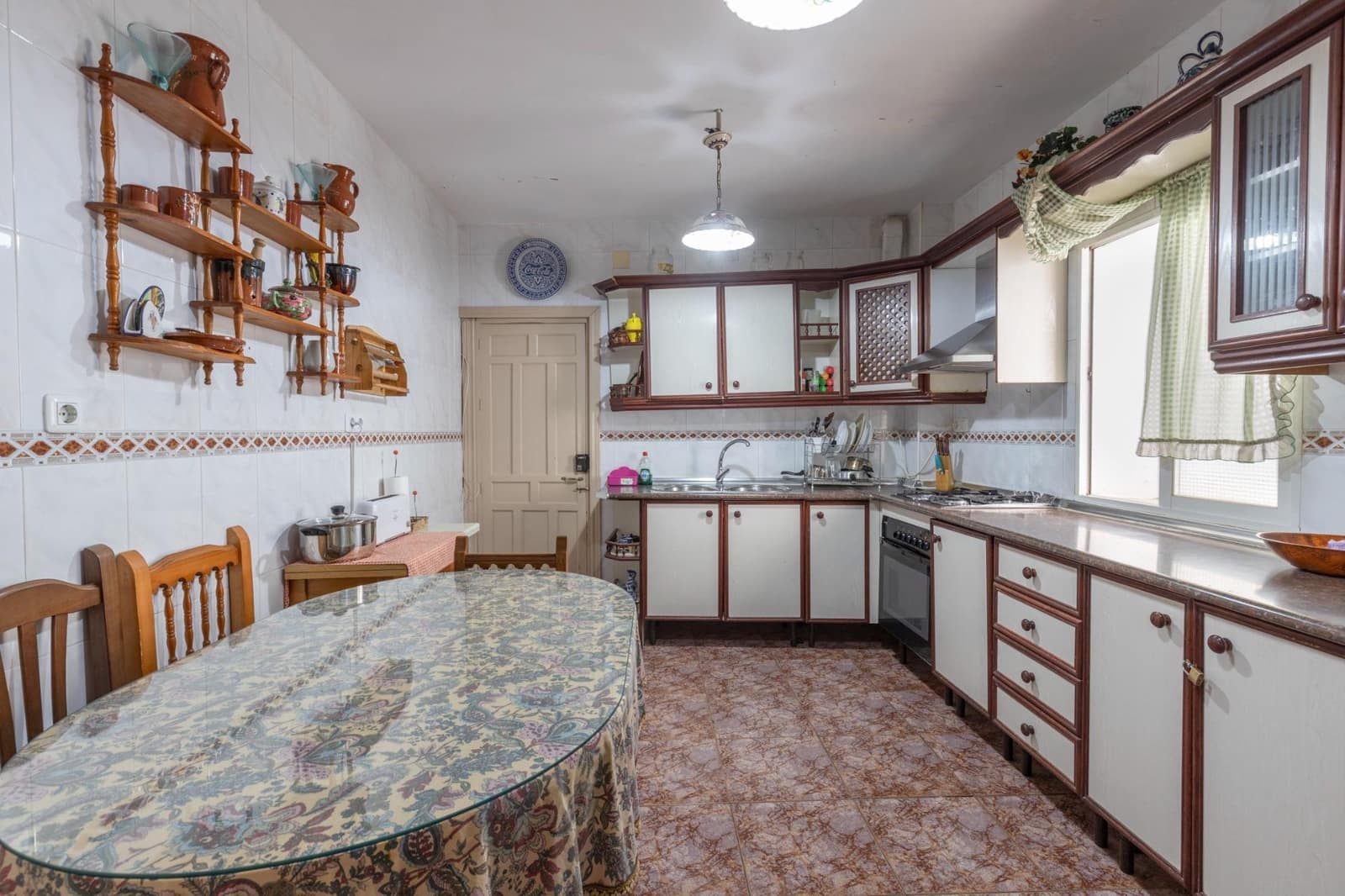 6 sypialnia Dom na sprzedaż w Otura z garażem - 259 900 € (Ref: 10014088)