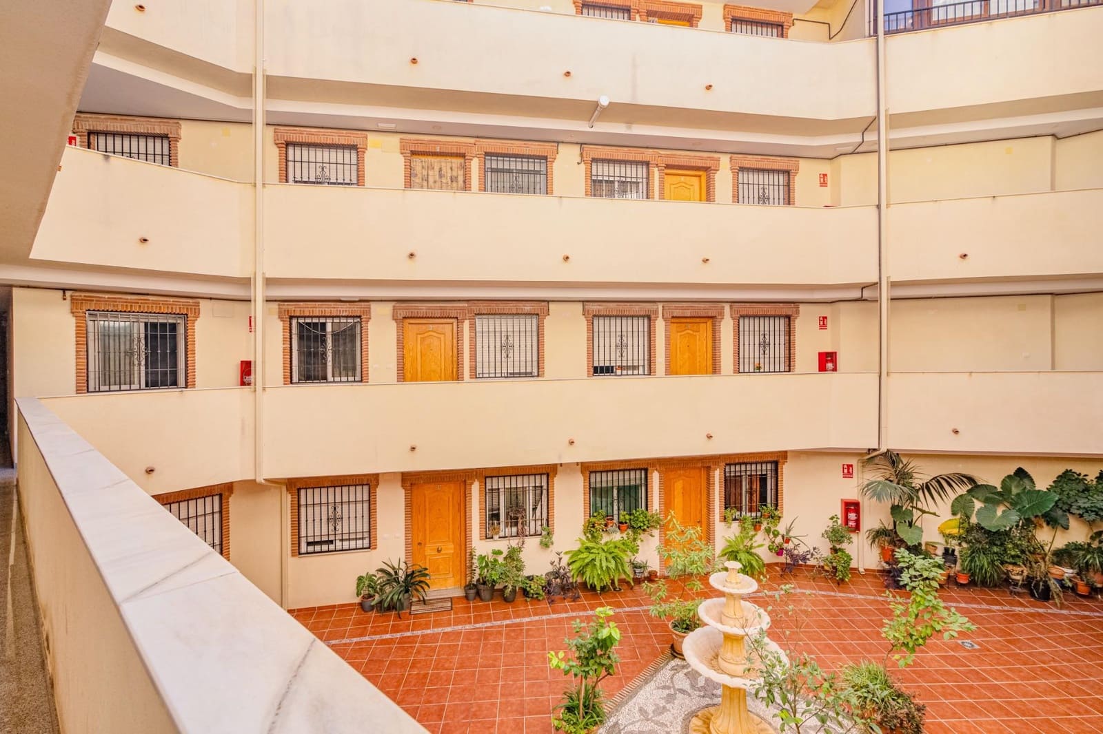 1 chambre Appartement à vendre à La Zubia - 127 000 € (Ref: 10014090)