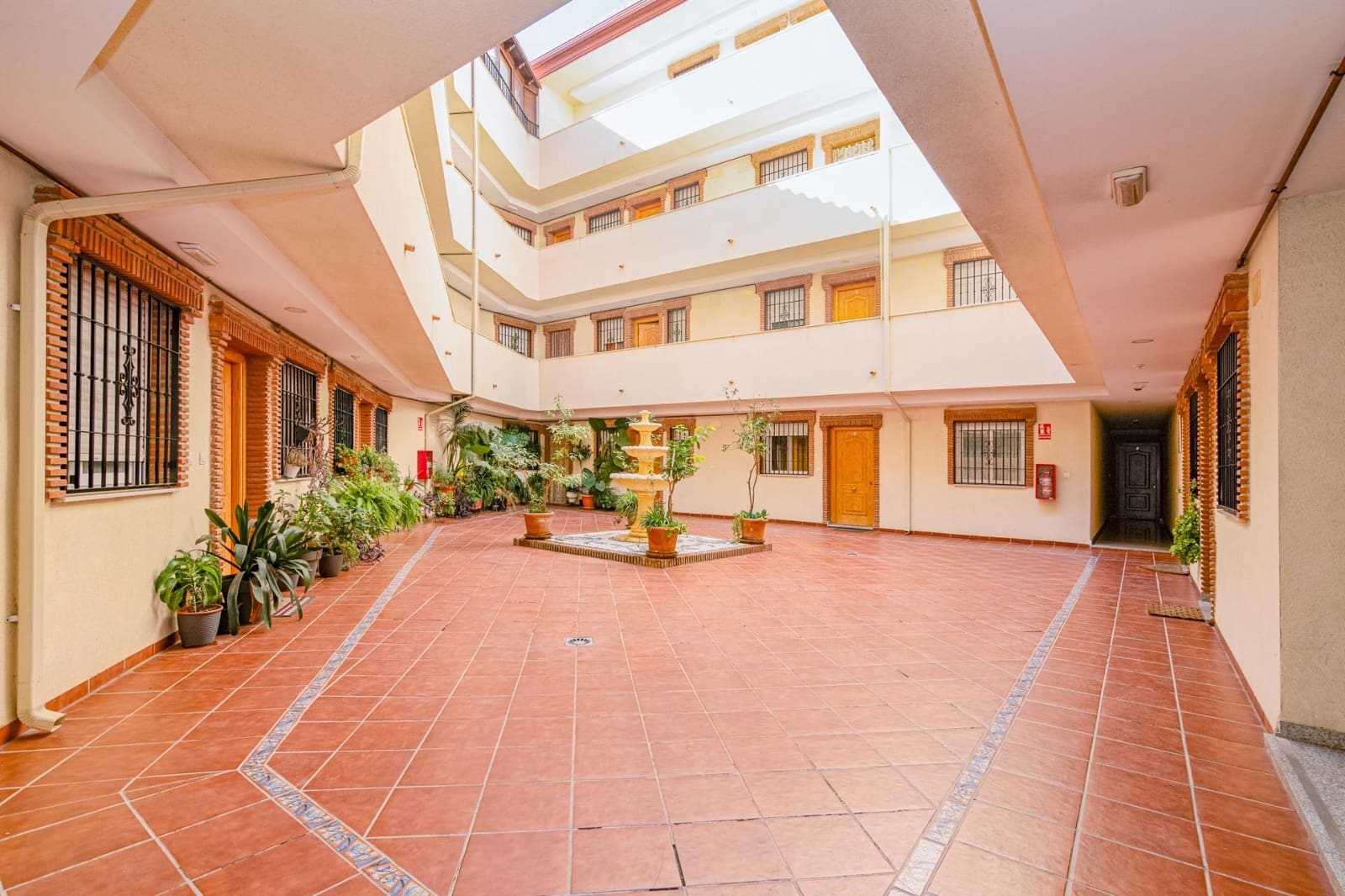 1 chambre Appartement à vendre à La Zubia - 127 000 € (Ref: 10014090)