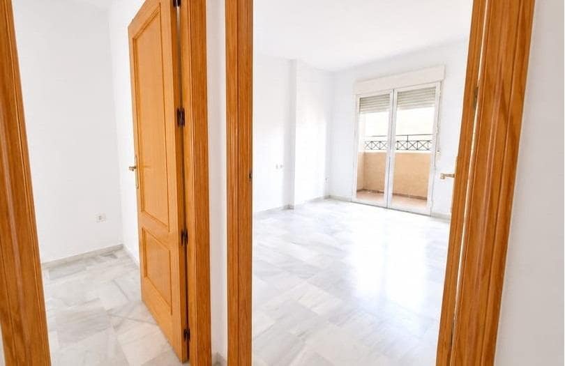 3 chambre Appartement à vendre à Cullar Vega avec garage - 199 900 € (Ref: 10014091)