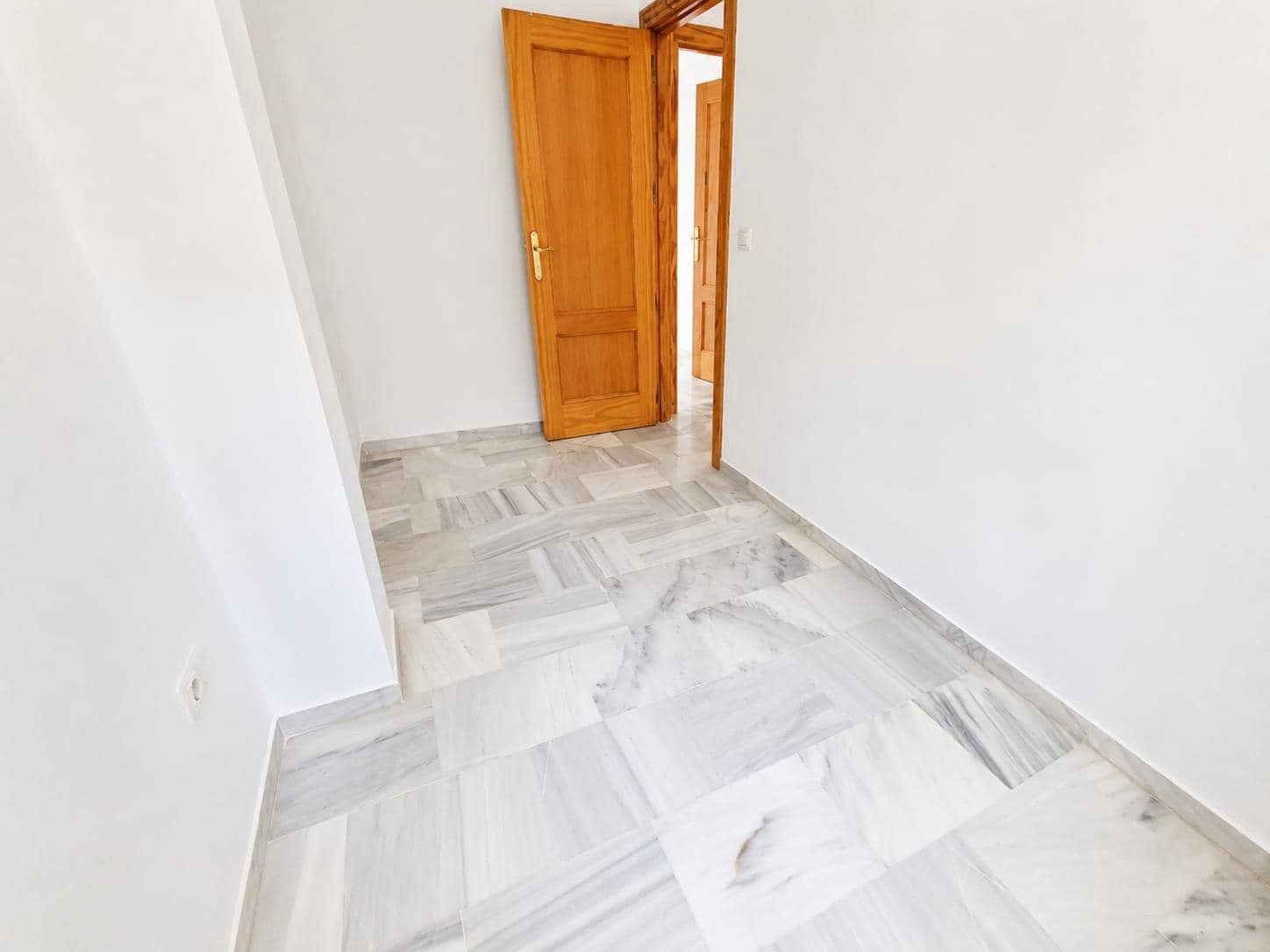 3 chambre Appartement à vendre à Cullar Vega avec garage - 199 900 € (Ref: 10014091)