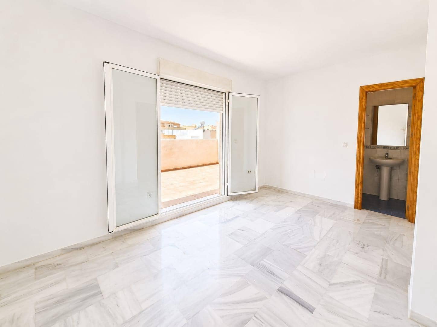 3 chambre Appartement à vendre à Cullar Vega avec garage - 199 900 € (Ref: 10014091)